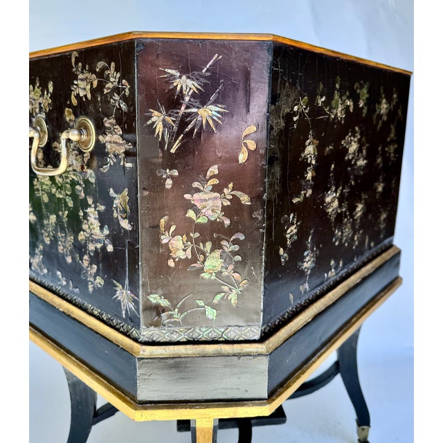 Regency Period Chinese Export Black Lacquer Jardinière With Mother-of-Pearl Inlay on Stand, Circa 1810 For Sale - Image 9 of 17