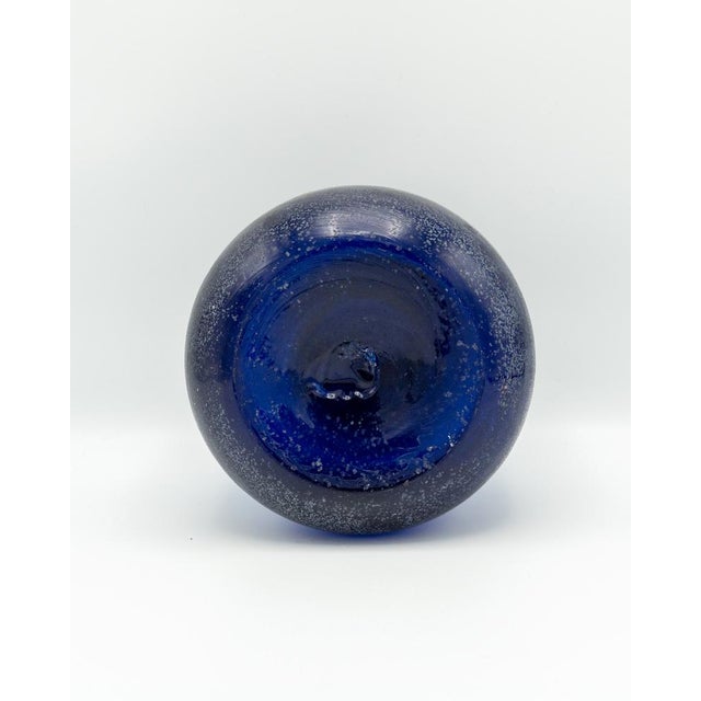 Vintage Hand-Blown Cobalt Blue Scavo Murano Glass Vase from Seguso Vetri D'Arte, 1980s For Sale - Image 10 of 13