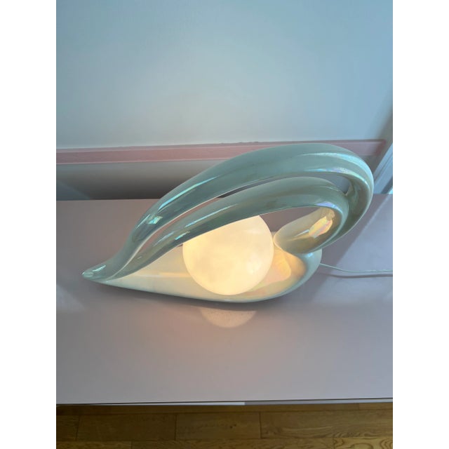 Mid-Century Modern 1980 Ceramic Heart Shaped Table Lamp For Sale - Image 3 of 8