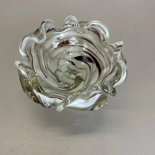 Large Italian Murano Glass Floral Bowl Ashtray, 1970s For Sale - Image 4 of 18