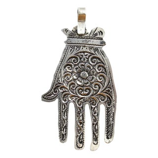 Vintage Berber Hand of Fatima / Hamsa Sterling Silver Pendant With Central Flower Motif For Sale