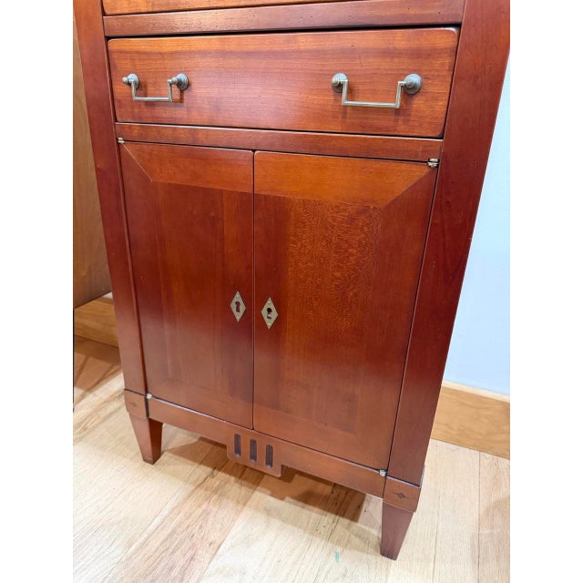 Late 20th Century Grange French Provincial Storage Cabinet For Sale In Richmond - Image 6 of 17
