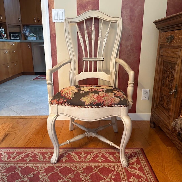 Wood Mid-Century Drexel Heritage Pedestal Table - Set of 5 For Sale - Image 7 of 10