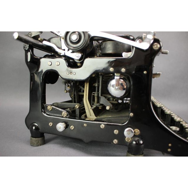 German Black Enamel and Chrome Typewriter by Wanderer Werke, 1935 For Sale - Image 6 of 10