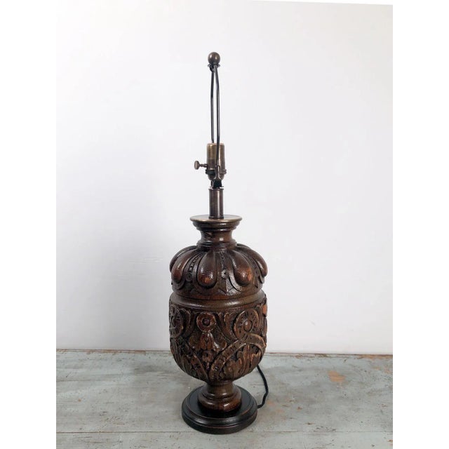 Brown Pair of Oak Balustrade Lamps, 19th Century England For Sale - Image 8 of 9