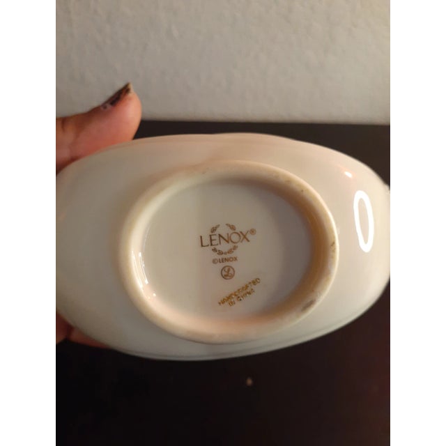 This is Lenox Fine Porcelain Fruits Of Life 7" Cornucopia Bowl Procured at auction