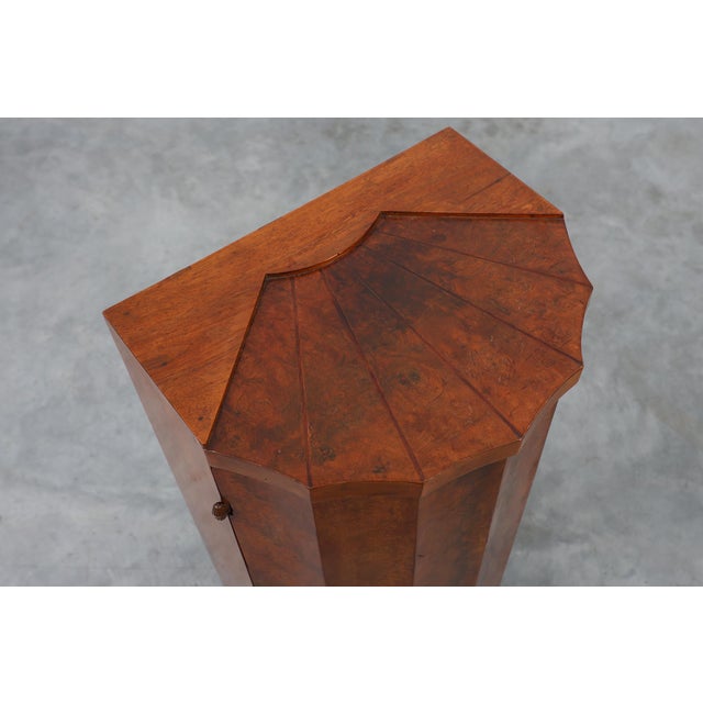 Italian Art Deco Walnut Nightstands, 1920s, Set of 2 For Sale - Image 18 of 18