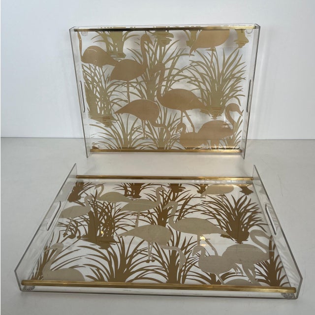 Mid-Century Modern Pair of Lucite and brass trays decorated with gilded birds For Sale - Image 3 of 12