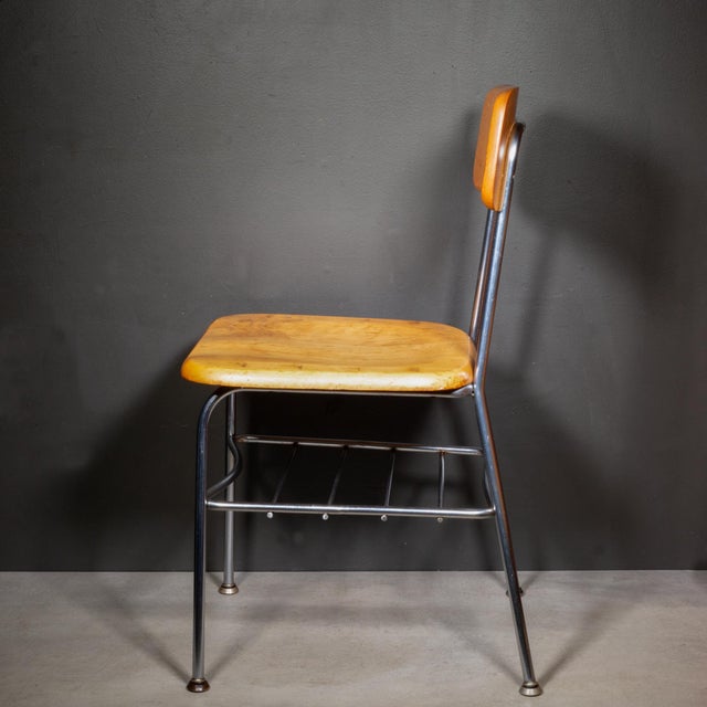 Kem Weber for Heywood Wakefield's Trimline Group Maple Desk Chair c.1950 For Sale In San Francisco - Image 6 of 7