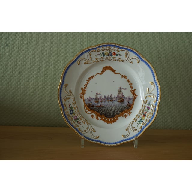 1980s Meissen Porcelain Plate After the Amsterdam Stadholder Service Pattern, Germany, 1980s For Sale - Image 5 of 5