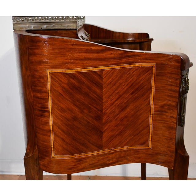 1890s Antique French Louis XV Walnut Inlaid Ladies Writing Desk Bonheur-Du-Jour For Sale - Image 16 of 18