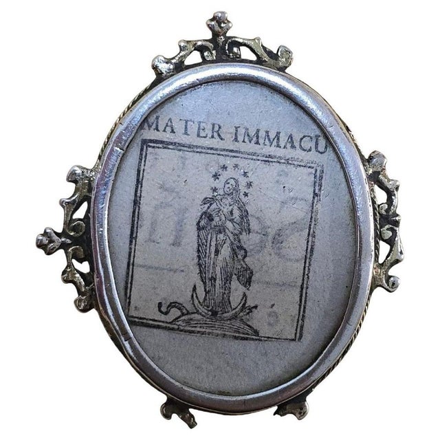 Gold Antique Reliquary in Silver, 1780 For Sale - Image 8 of 8