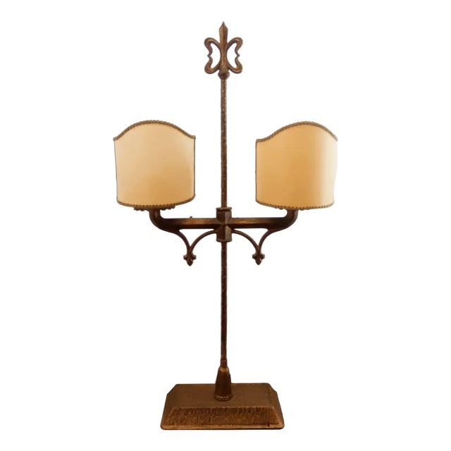 Medieval Table Lamp in Hammered Brass For Sale