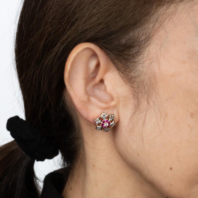 Mid Century Ruby Diamond Snowflake Earrings 14k Yellow Gold Studs Vintage, Pair For Sale - Image 4 of 4