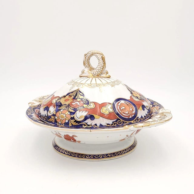 Mason's Ironstone "Fence and Vase" Covered Vegetable Dish, England Circa 1830s. Two Available. For Sale - Image 4 of 11