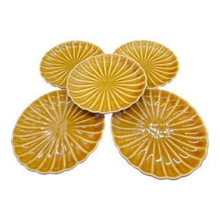 Cb2 Petal Appetizer Plates, Set of 5 For Sale