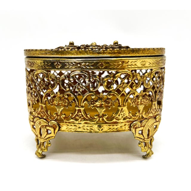 Alfred-Emmanuel-Louis Beurdeley Vintage Gilt Ormolu Jewelry Casket Box With Beveled Glass Lid – French Regency / Hollywood Regency For Sale - Image 4 of 15