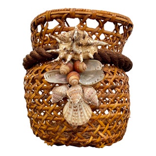Late 20th Century Coastal Basket With Seashell Accents For Sale