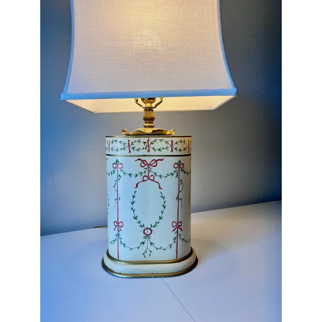 Chelsea House Inc Vintage Chelsea House Hand Painted Topiary and Ribbon Bow Table Lamp With Brass Accents For Sale - Image 4 of 10