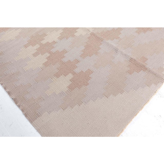 Textile Doris Leslie Blau Vintage Scandinavian Beige Handmade Wool Rug For Sale - Image 7 of 10