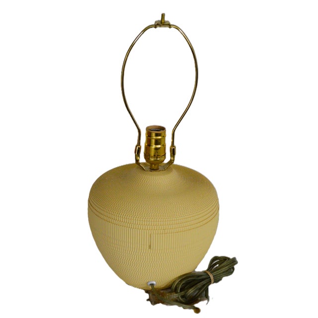Mid-Century Modern Mid Century Modern Van Pelt Style Spherical Yellow Corrugated Cardboard Table Lamp For Sale - Image 3 of 6