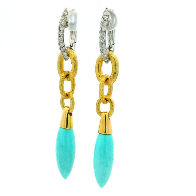 Metal 1990s Pair of Italian 18k Gold Diamond & Turquoise Link Drop Earrings For Sale - Image 7 of 10