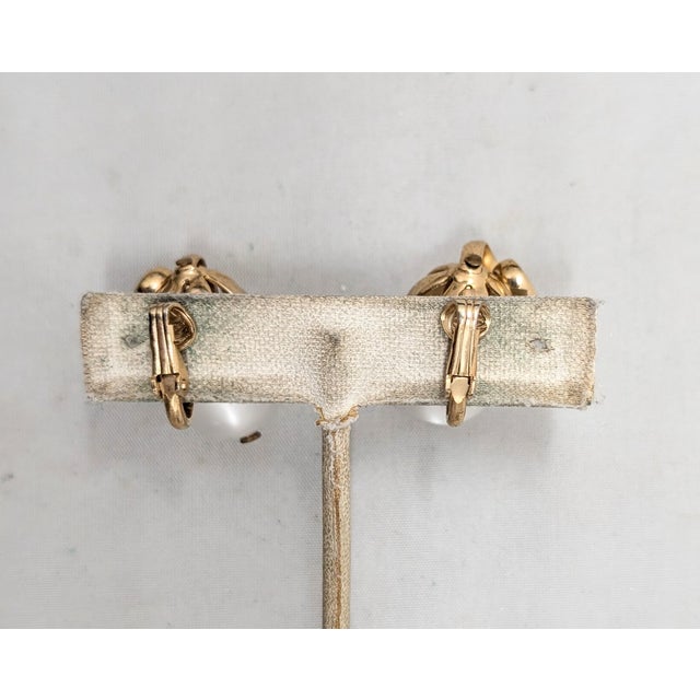 Vintage Signed Napier White Moonglow "Cumquat" Clip Earrings- 2 Pieces For Sale In Philadelphia - Image 6 of 7