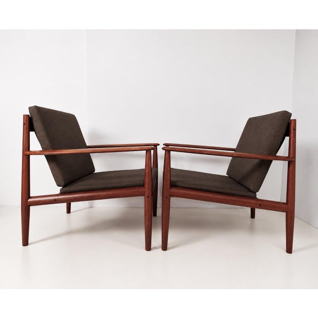 Danish FD118 Lounge Chairs by Grete Jalk for France & Søn, 1960s, Set of 2 For Sale - Image 9 of 15