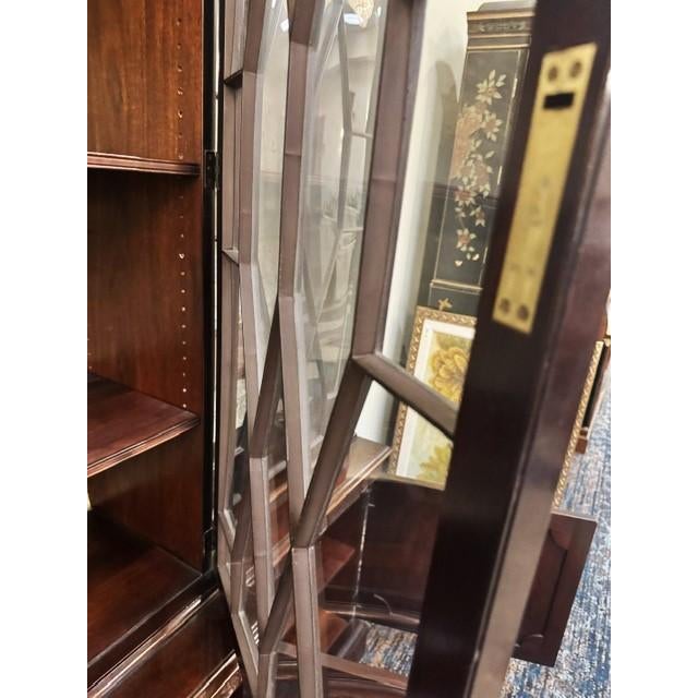 Wood Mid 20th Century Baker Mahogany English Georgian Style Breakfront China Cabinet For Sale - Image 7 of 12