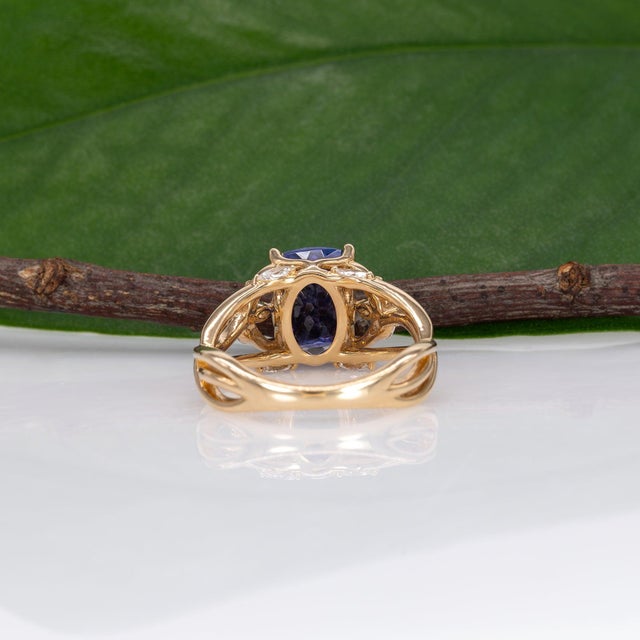 2.7Ct Tanzanite Ring With Lab Grown Diamond Accents: Solid 14k Gold, Size 6.75 For Sale - Image 9 of 10