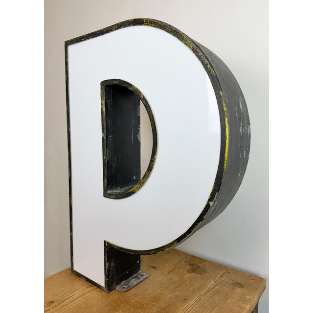 Metal Large Vintage Illuminated Advertising Letter P, 1960s For Sale - Image 7 of 17
