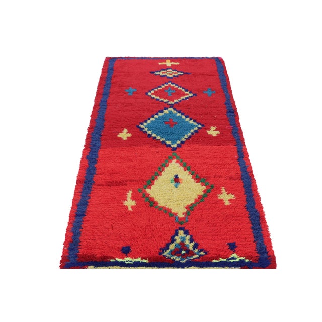 1950s Vintage Moroccan Runner Rug in Red With Diamond Medallions - Rug & Kilim For Sale - Image 5 of 8