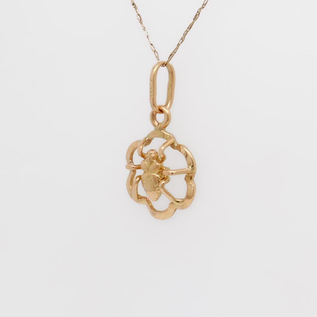 Early 20th Century Vintage 18k Gold Flower and Insect / Spider Charm for a Bracelet For Sale - Image 5 of 11