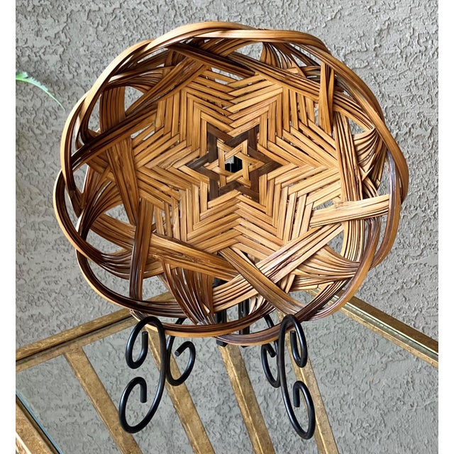 Mid 20th-Century Polish Tatza-Influenced Plaited Weave Rattan Center Star Shallow “Bowl Basket” For Sale - Image 18 of 18