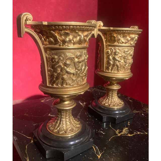French 18th Century Louis XVI Ormolu Vases with Handles and Relief Putto on Black Belgian Marble Bases, Set of 2 For Sale - Image 16 of 18