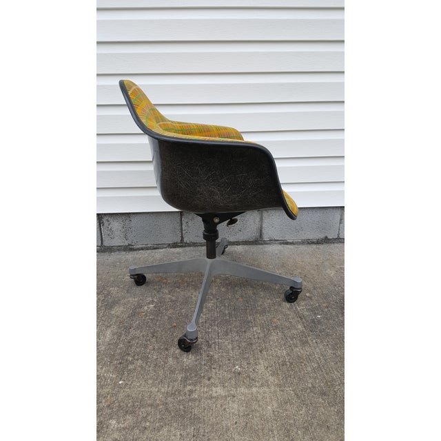 Vintage Herman Miller Rolling Shell Desk Chair Dat1 Chairish