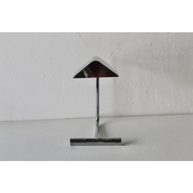 1970s Koch & Lowy Omi Chrome Articulating Modernist Desk Lamp For Sale In Miami - Image 6 of 18