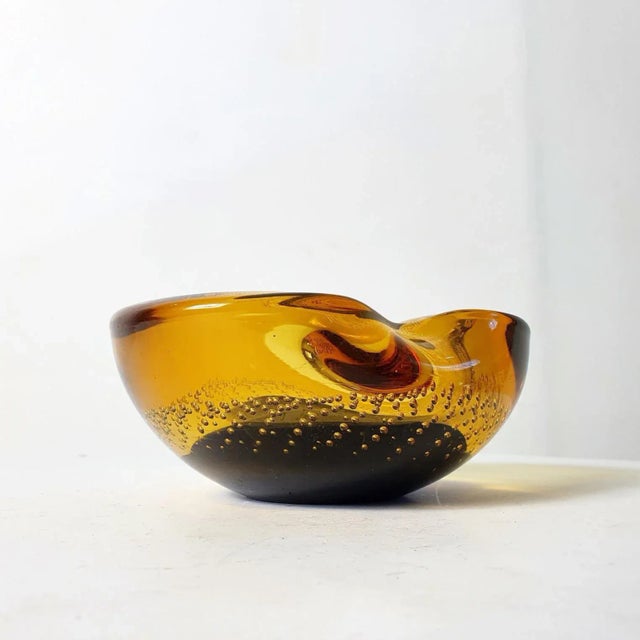 Gold Mid-Century Italian Murano Glass Bowl For Sale - Image 8 of 9