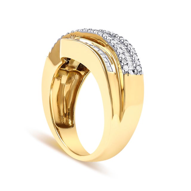 2020s 14K Yellow Gold 1.0 Cttw Diamond Wave Design Band Ring For Sale - Image 5 of 6
