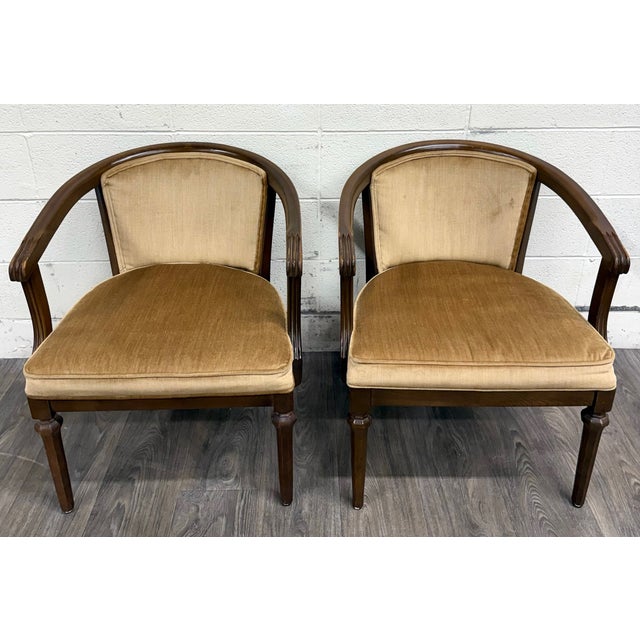 This is a beautiful pair of vintage Shelby Williams barrel back lounge chairs, tub chairs, or armchairs. They feature...