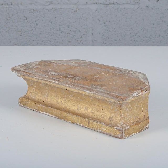 18th Century Gilded Gold Leaf Shelf Base For Sale - Image 5 of 10