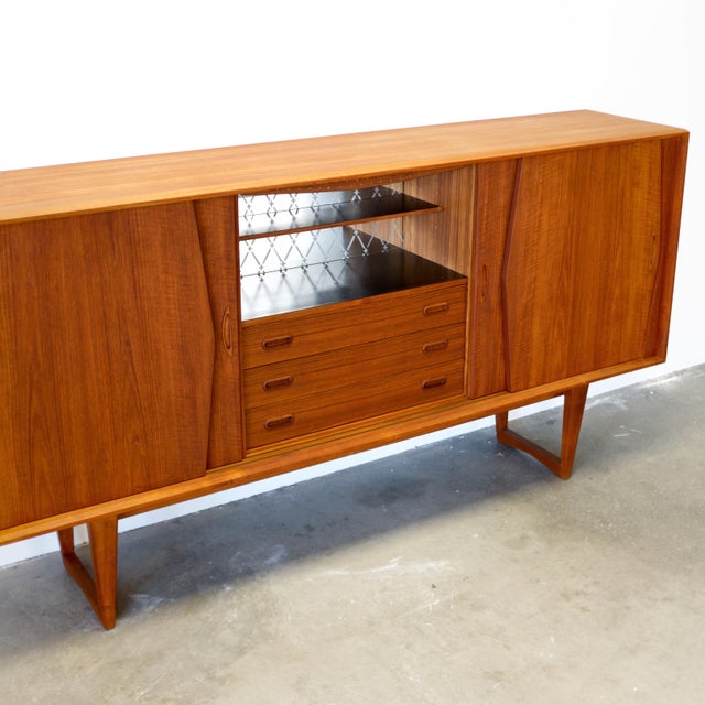 1950s Kurt Østervig Teak Tall Sideboard / Highboard With Illuminated Bar Cabinet For Sale - Image 10 of 14