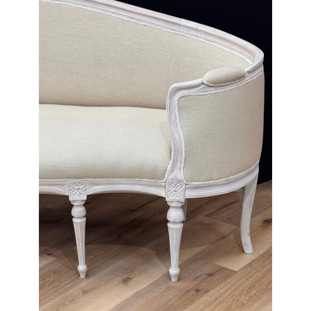 Gustavian (Swedish) Elegant Swedish Gustavian Canapé, Settee, Circa 1800–1830 For Sale - Image 3 of 6