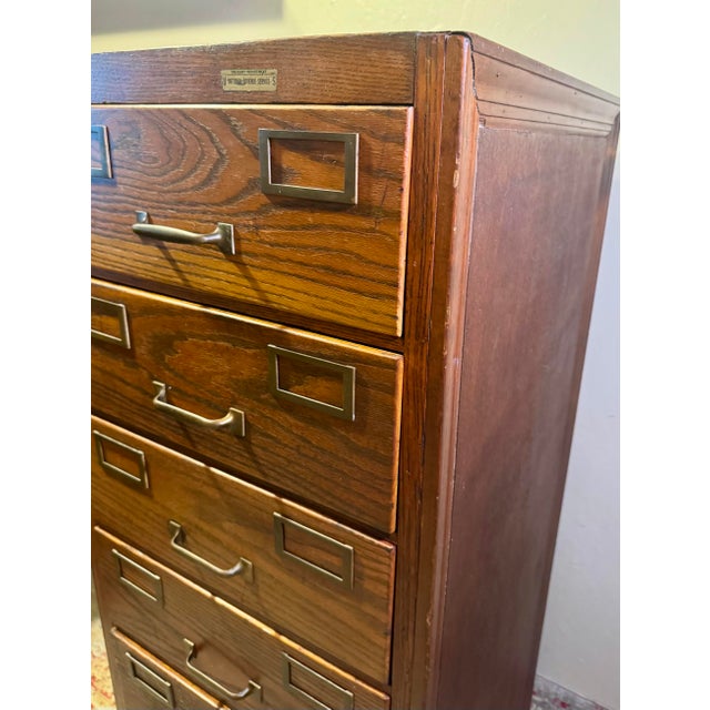1930s Antique Globe-Wernicke Oak 7-Drawer File Cabinet With u.s. Internal Revenue Service Label For Sale - Image 5 of 12