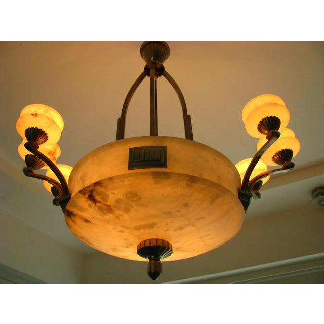 French Art Deco Alabaster Chandelier, 1925 For Sale - Image 3 of 15