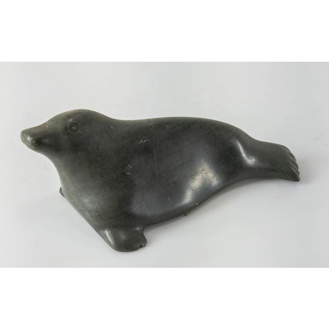 Native American Indian Inuit Serpentine Seal Carving For Sale - Image 10 of 10