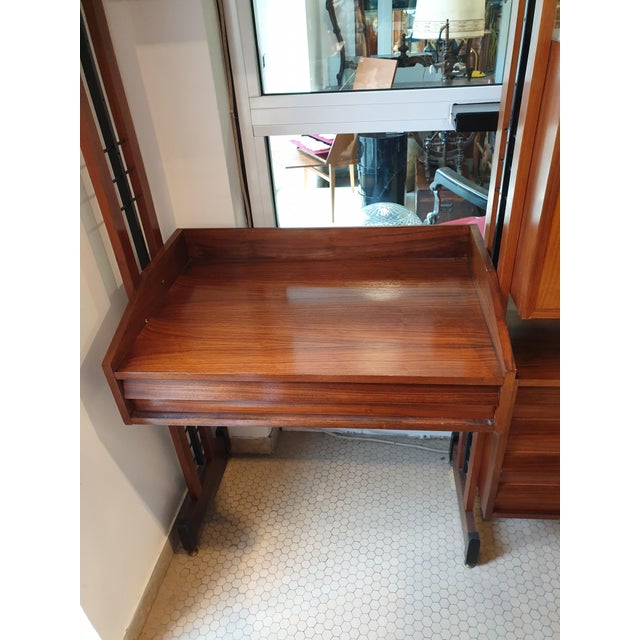 Swedish Teak & Metal Modular Library, 1960s, in Flawless conditions. Designed 1960 to 1969