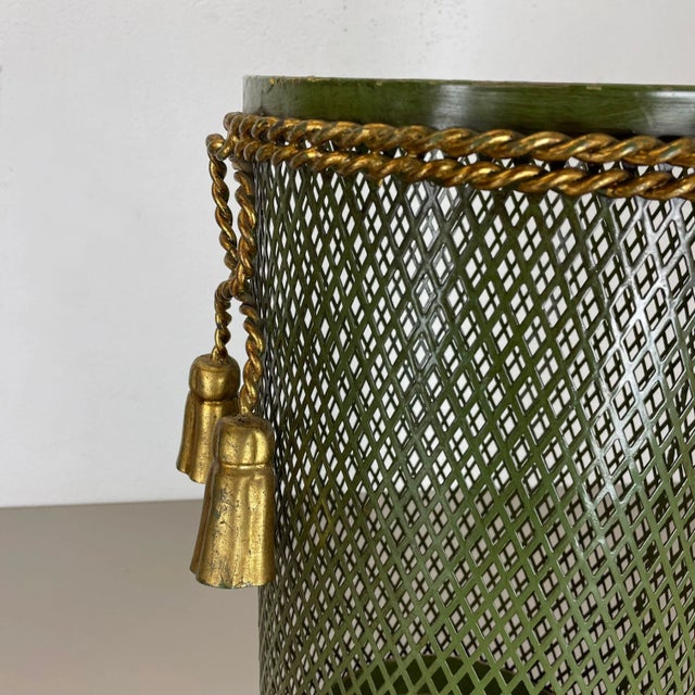 1950s Hollywood Regency Gilded Metal Umbrella Stand from Li Puma, Firenze, Italy, 1950s For Sale - Image 5 of 18