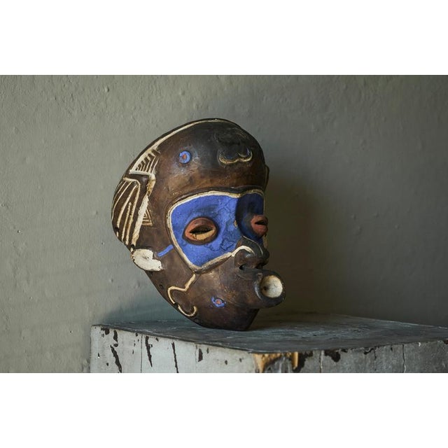 Wood African Bena Lulua Mask, Kasai, DR Congo, 1940s For Sale - Image 7 of 12