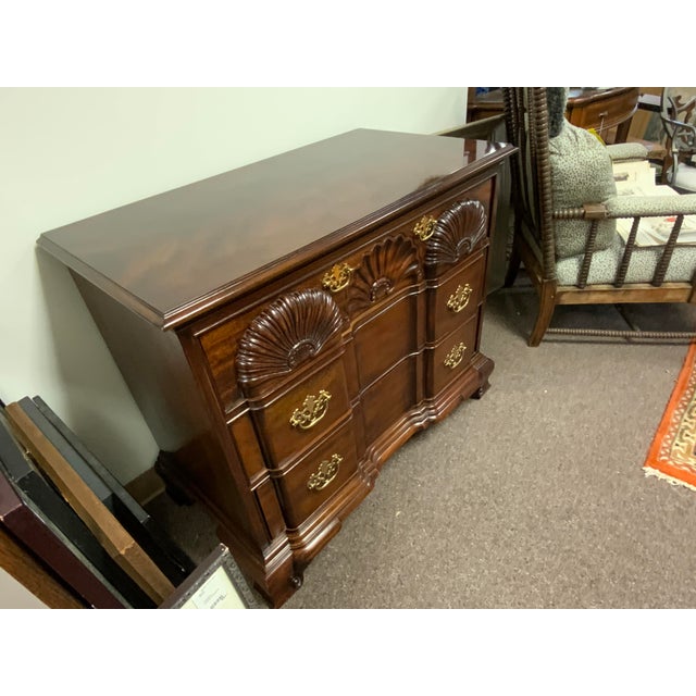 20th Century Mahogany Block Front Chest of Drawers For Sale - Image 10 of 10